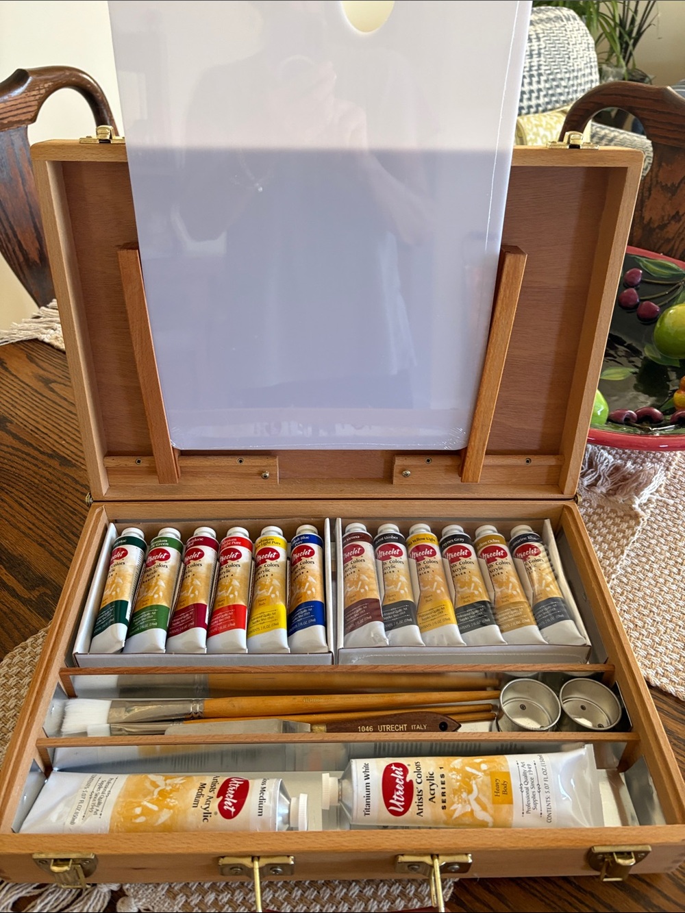NEW!! UTRECHT wooden acrylic paint box with 12 acrylic paints and brushes - Picture 8 of 12